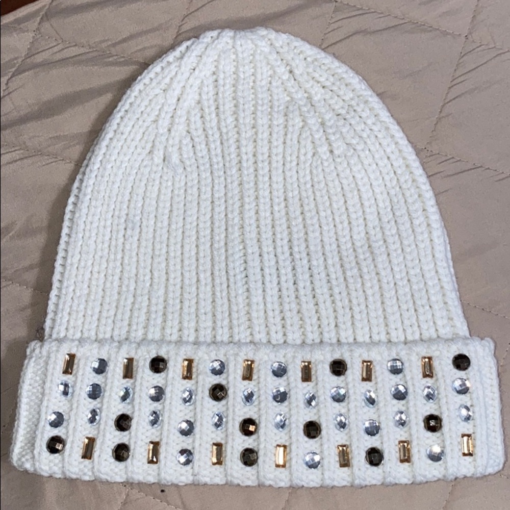 Beanie hat
